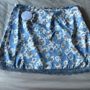 Floral mini skirt